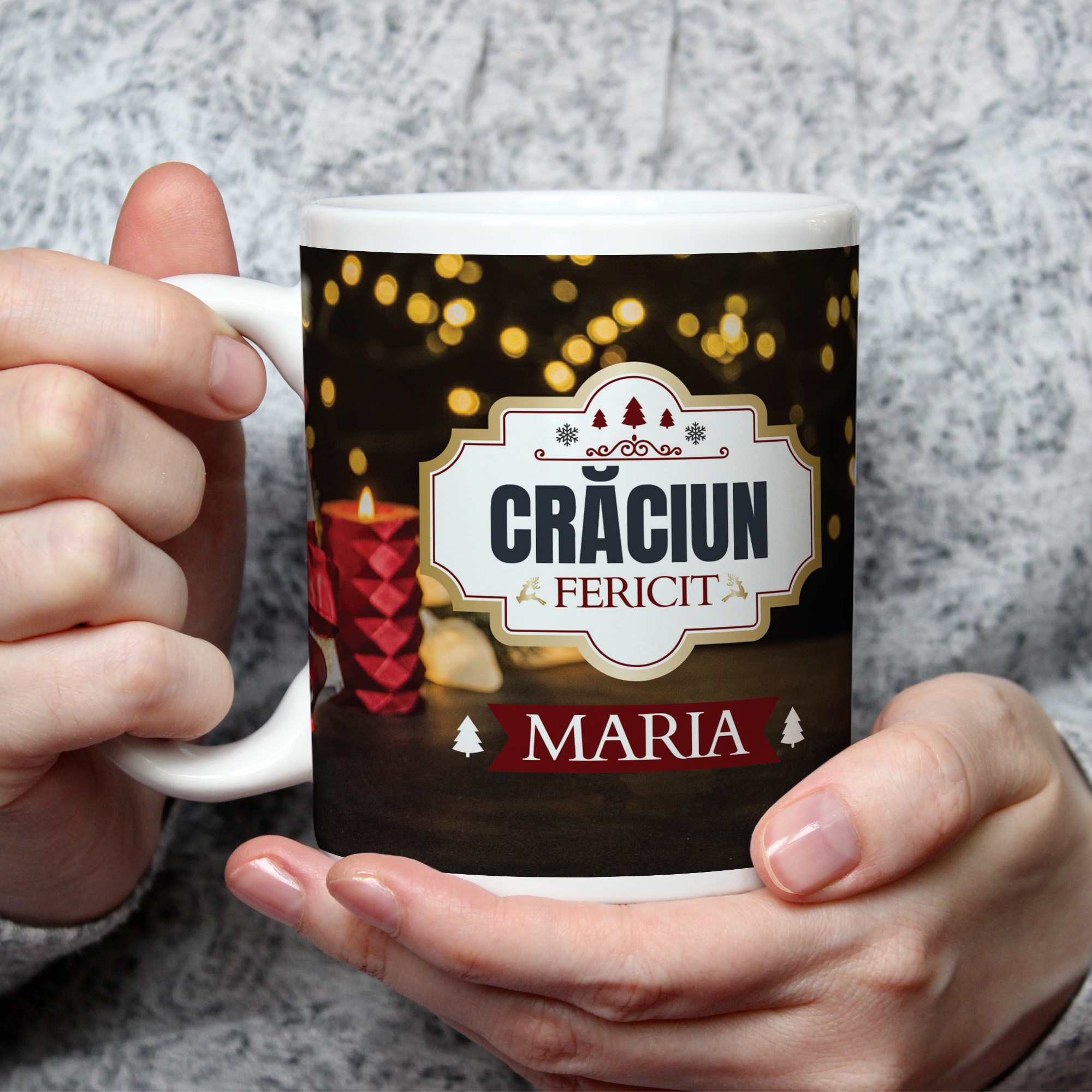 Cană personalizată cu nume – Crăciun Fericit Cană personalizată cu nume – Crăciun Fericit