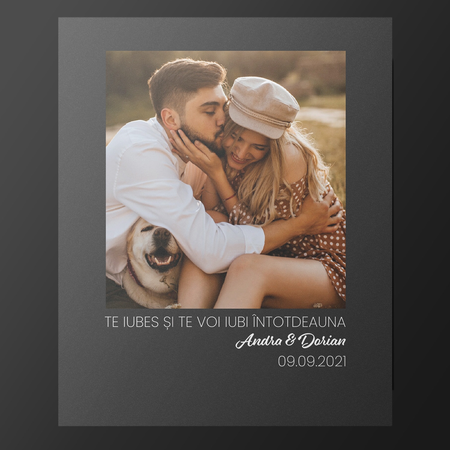 Magnet personalizat cu poză, două nume și dată 10x15cm – Iubit/ă Magnet personalizat cu poză, două nume și dată 10x15cm – Iubit/ă