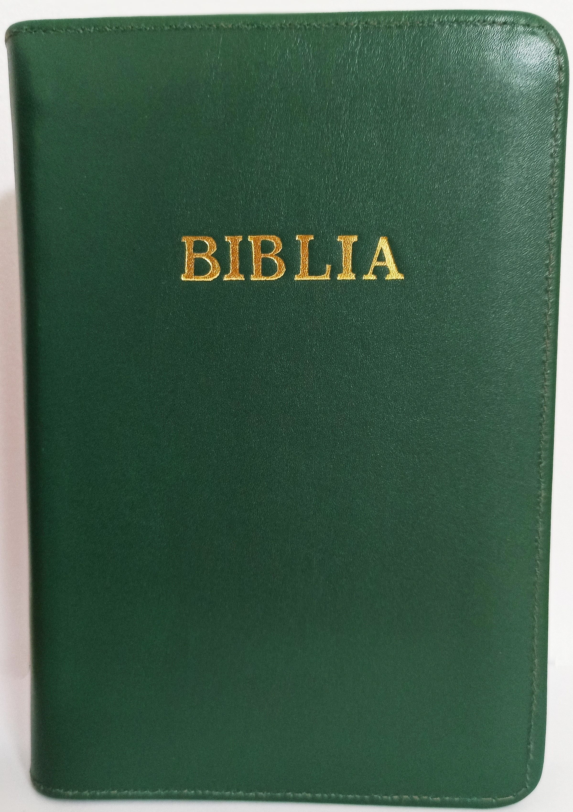 Biblia din piele, marime medie, culoare verde iarba, fermoar, margini aurii, cuv. lui Isus cu rosu [052]