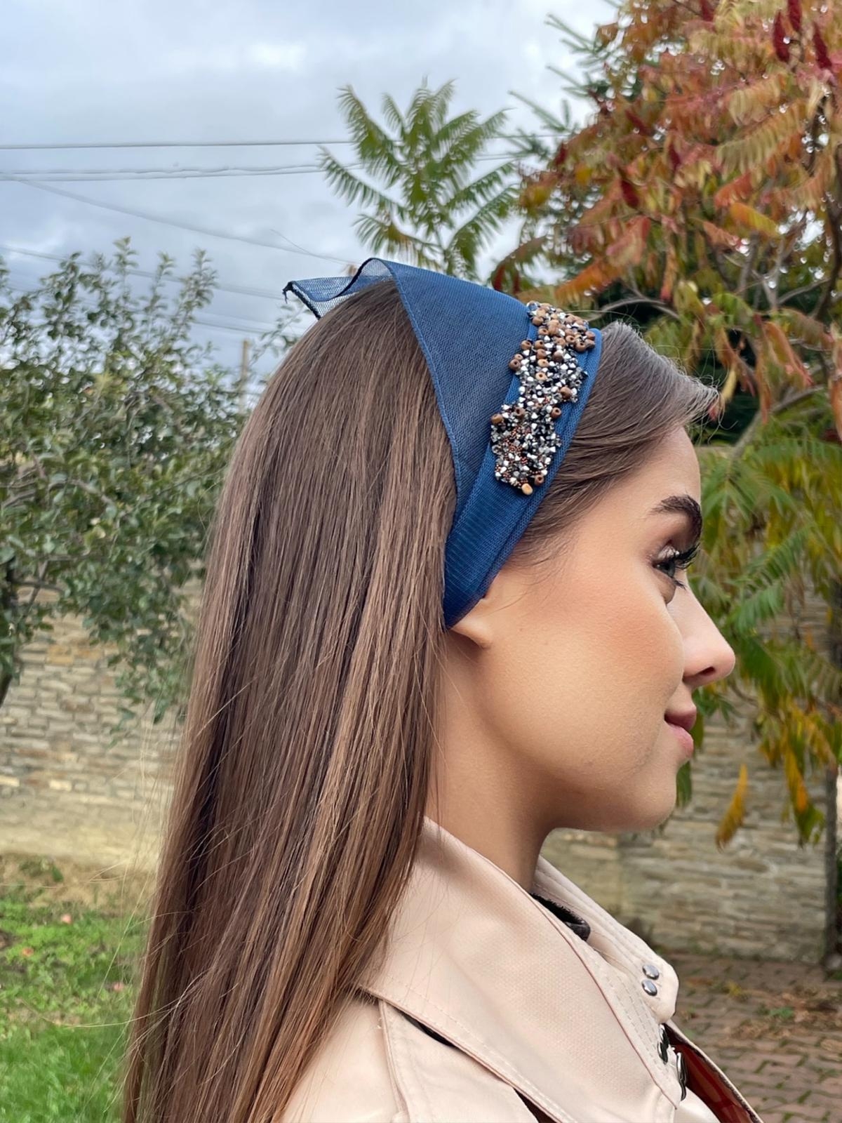 Batic din tul - bleumarin cu pietre Batic din tul - bleumarin cu pietre