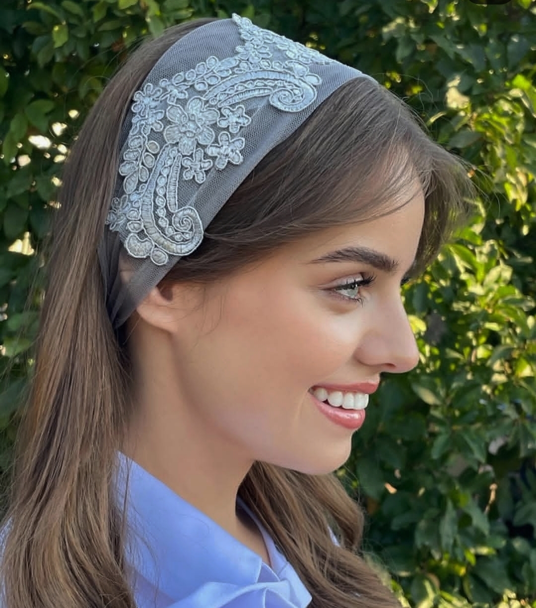 Bentițe cu accesorii cusute manual - gri Bentițe cu accesorii cusute manual - gri