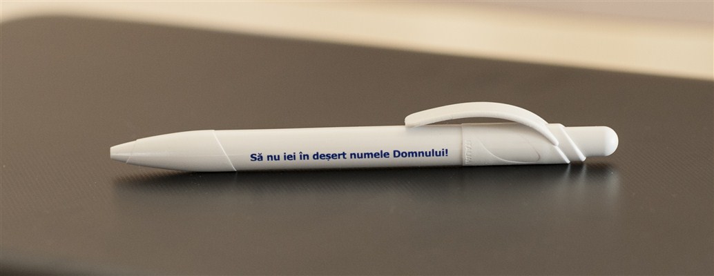 Pix cu mesaj crestin - Sa nu iei in desert numele Domnului Pix cu mesaj crestin - Sa nu iei in desert numele Domnului