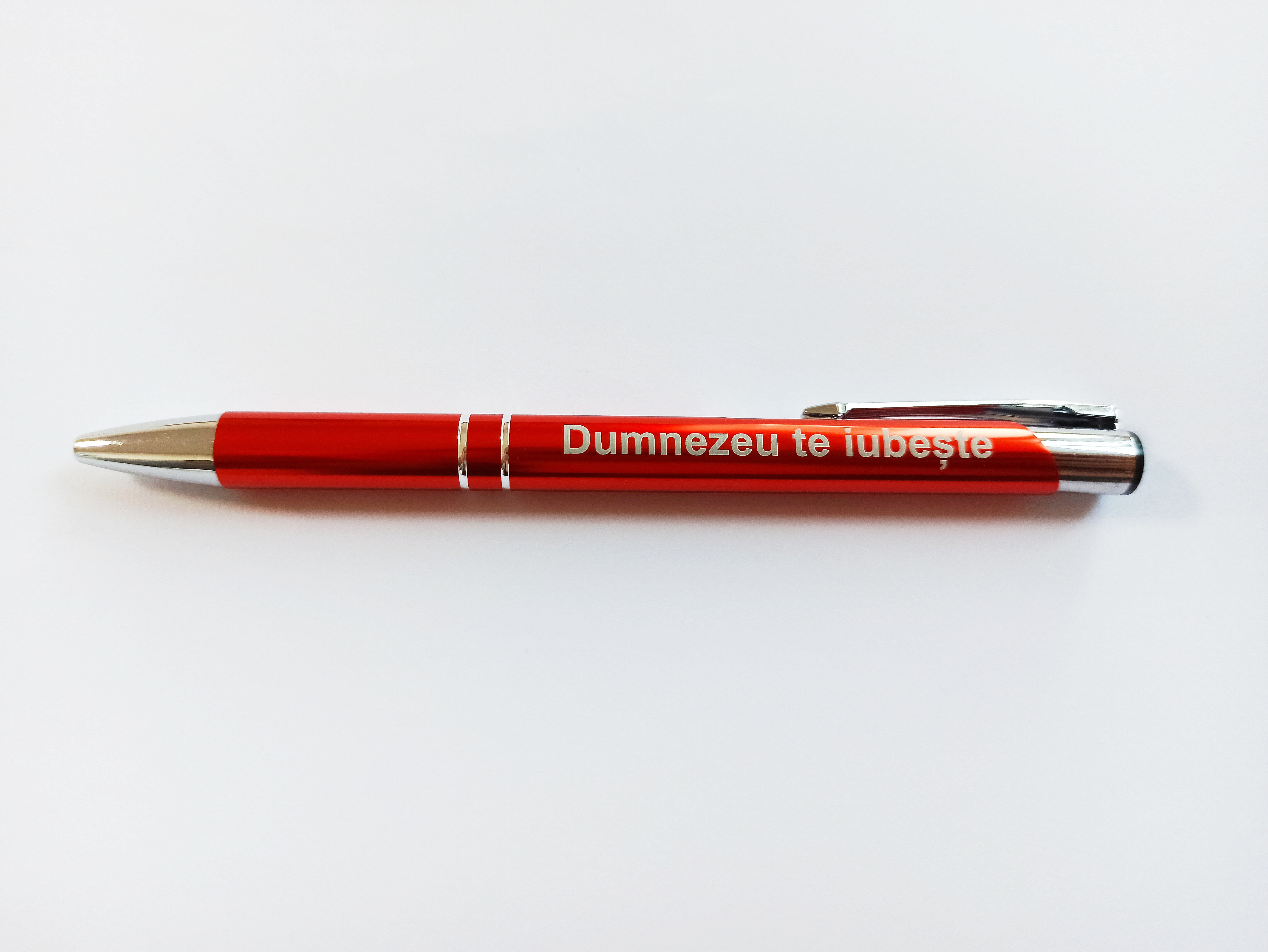 Pix metalic - Dumnezeu te iubeste! (portocaliu) Pix metalic - Dumnezeu te iubeste! (portocaliu)