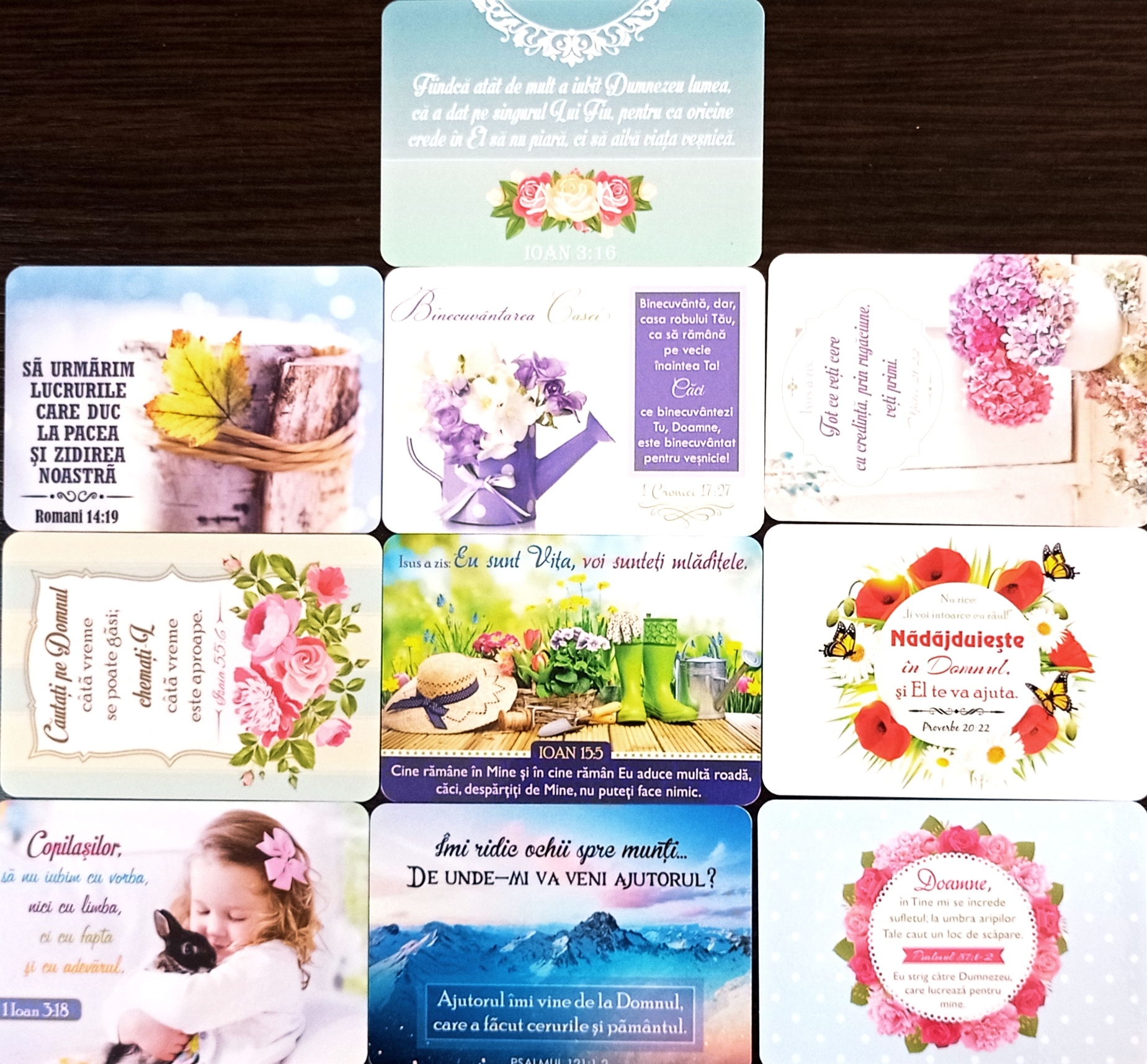 Set 10 carduri plastifiate  - Diverse versete biblice. Set 10 carduri plastifiate  - Diverse versete biblice.