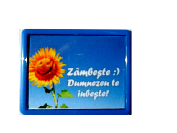 Magnet cu mesaj - Zambeste, Dumnezeu te iubeste! Magnet cu mesaj - Zambeste, Dumnezeu te iubeste!