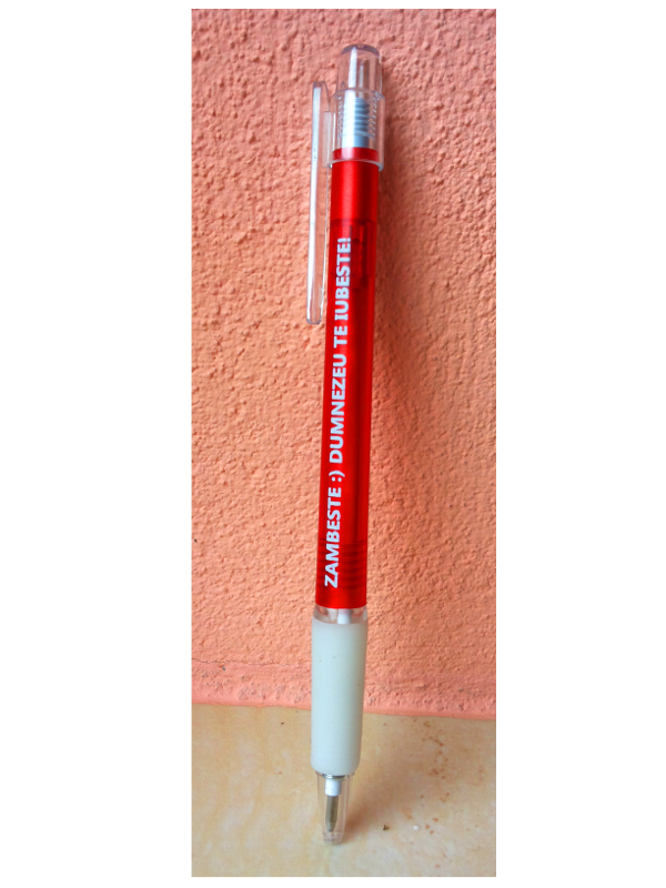 Pix cu mesaj crestin - Zambeste, Dumnezeu te iubeste!