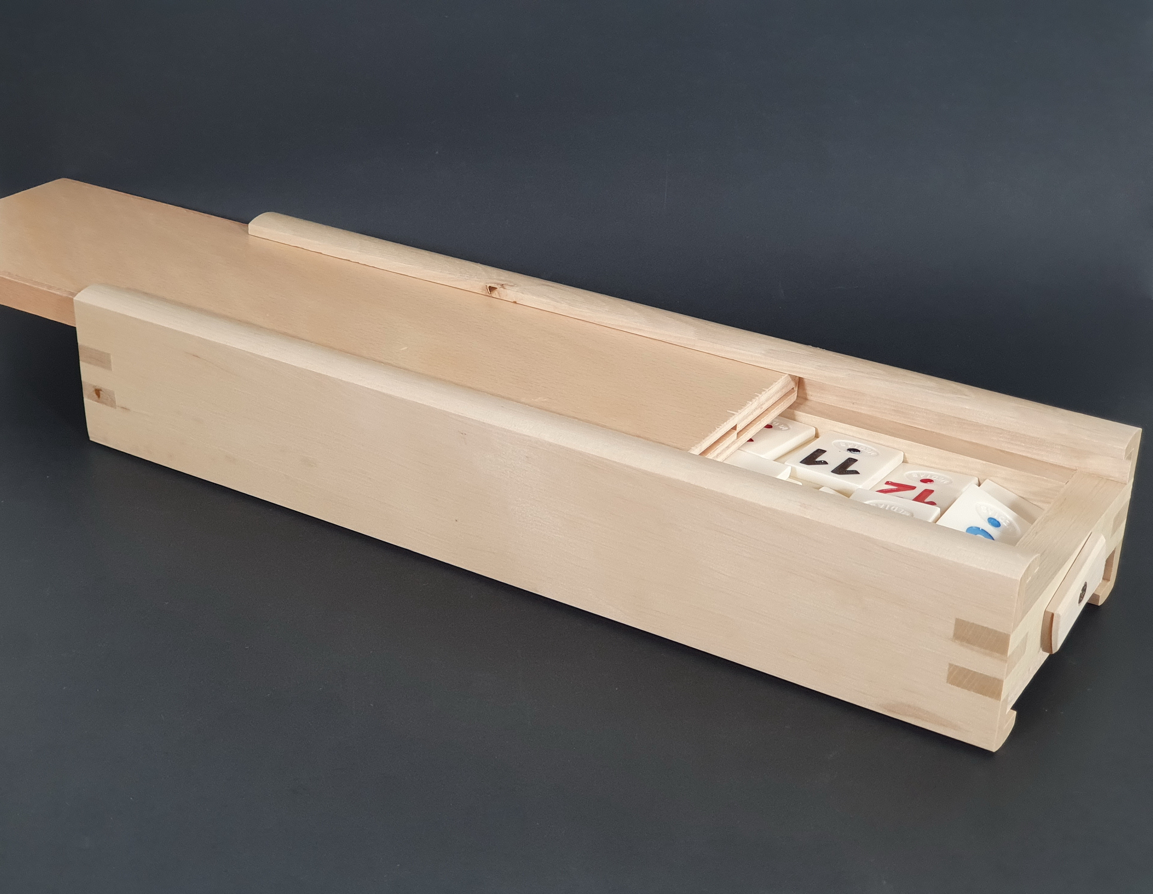 Jocuri de societate  - Remi Jocuri de societate  - Remi