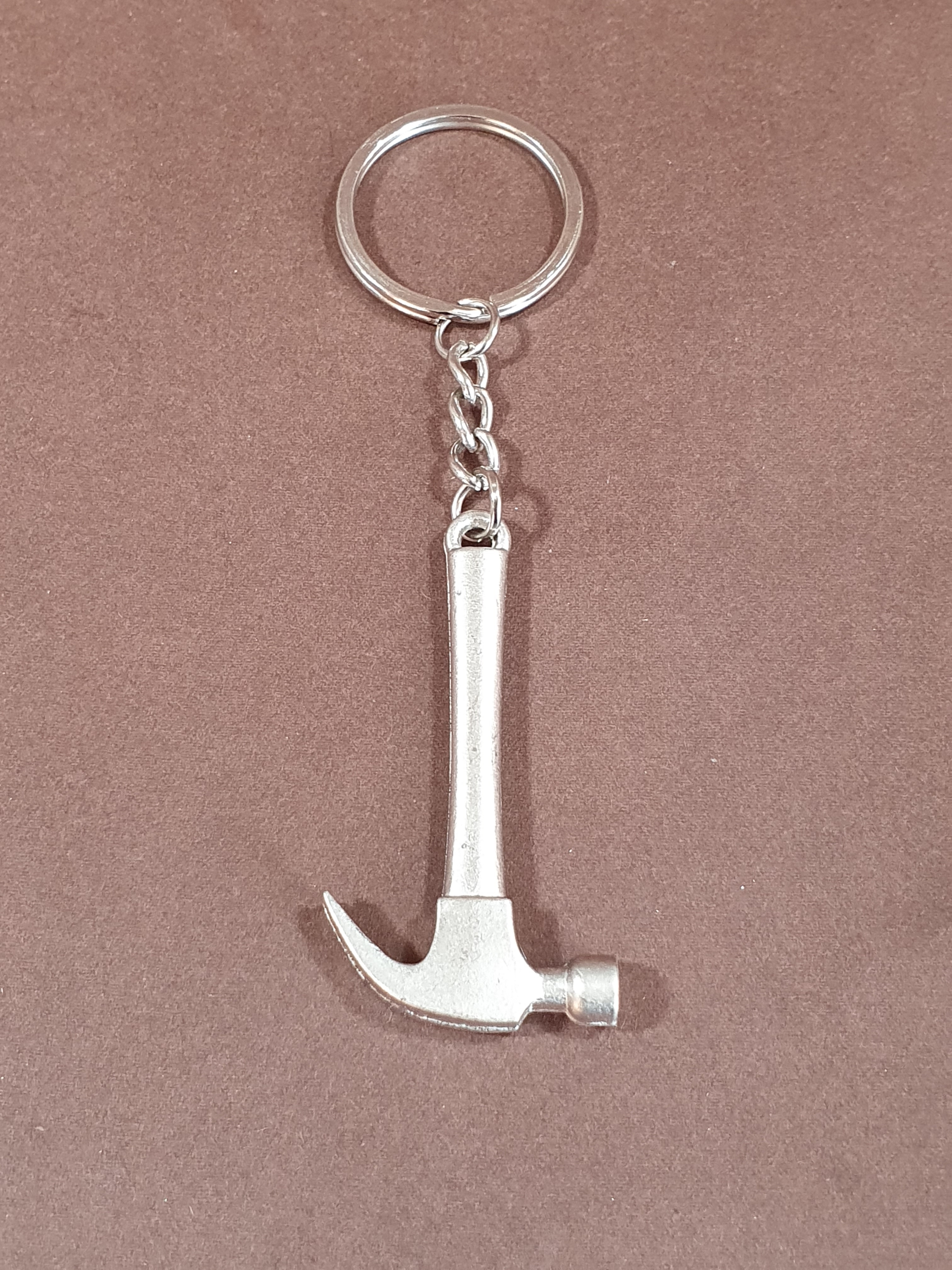 Breloc din metal - Diverse meserii - Ciocan Breloc din metal - Diverse meserii - Ciocan