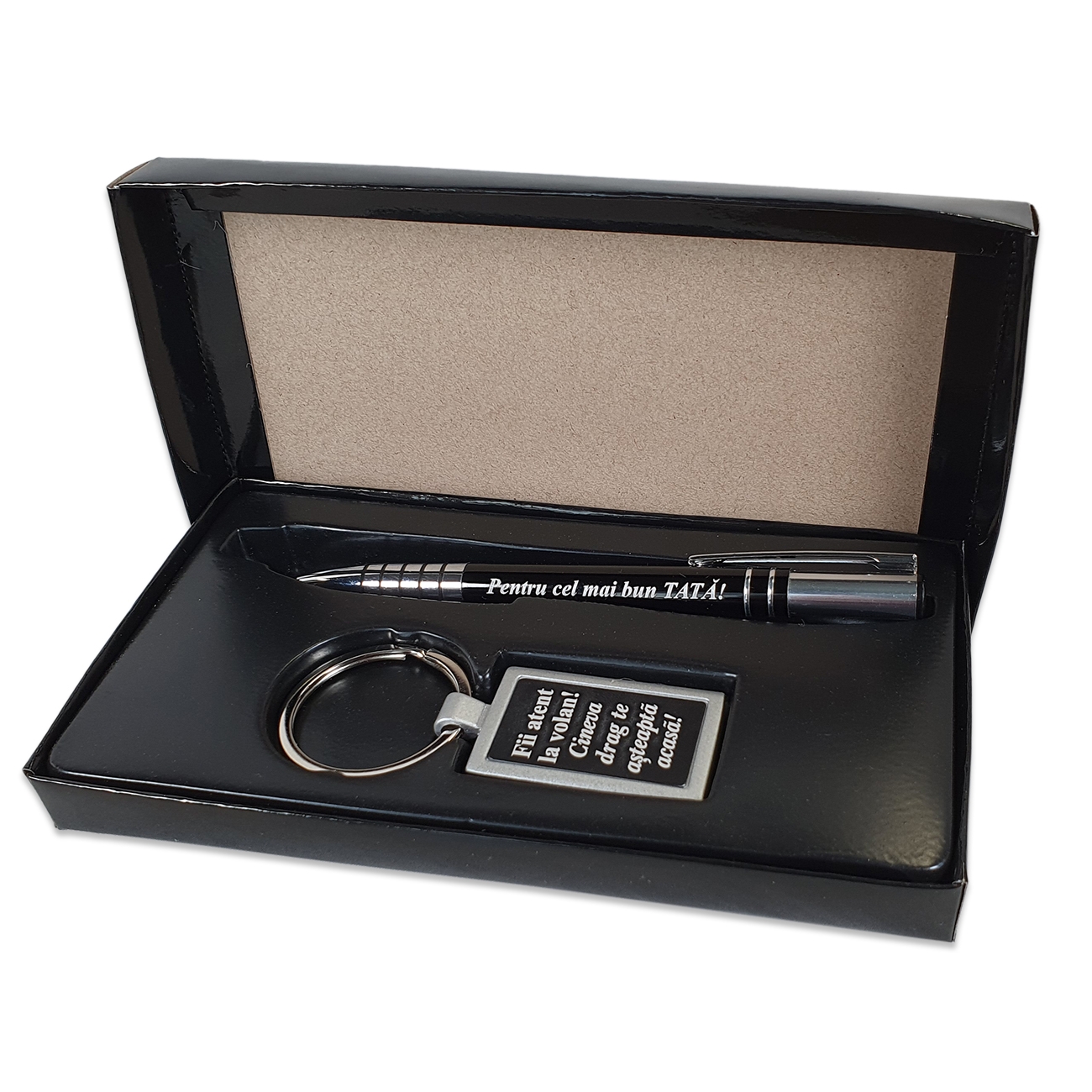 Cadou pentru Barbati - Set pix si breloc - Pentru cel mai bun tata Cadou pentru Barbati - Set pix si breloc - Pentru cel mai bun tata