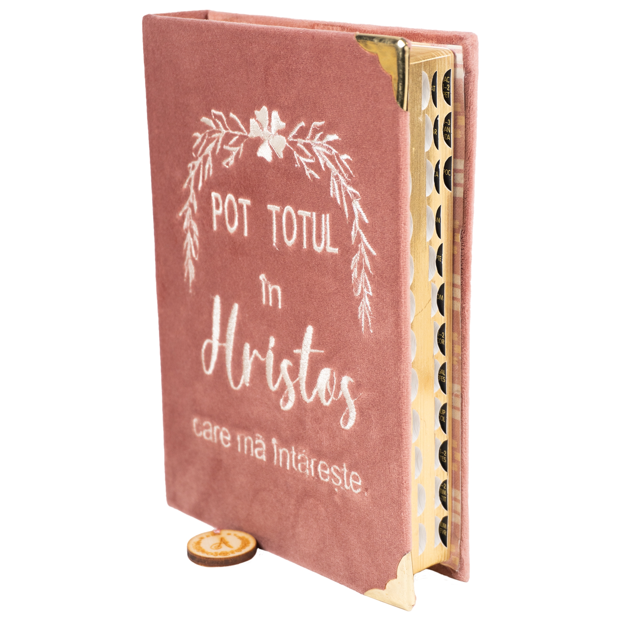 Biblia handmade, model 120, marime medie, coperta tare textila, margini aurii, index, cuv. lui Isus cu rosu [SI 057 HM]