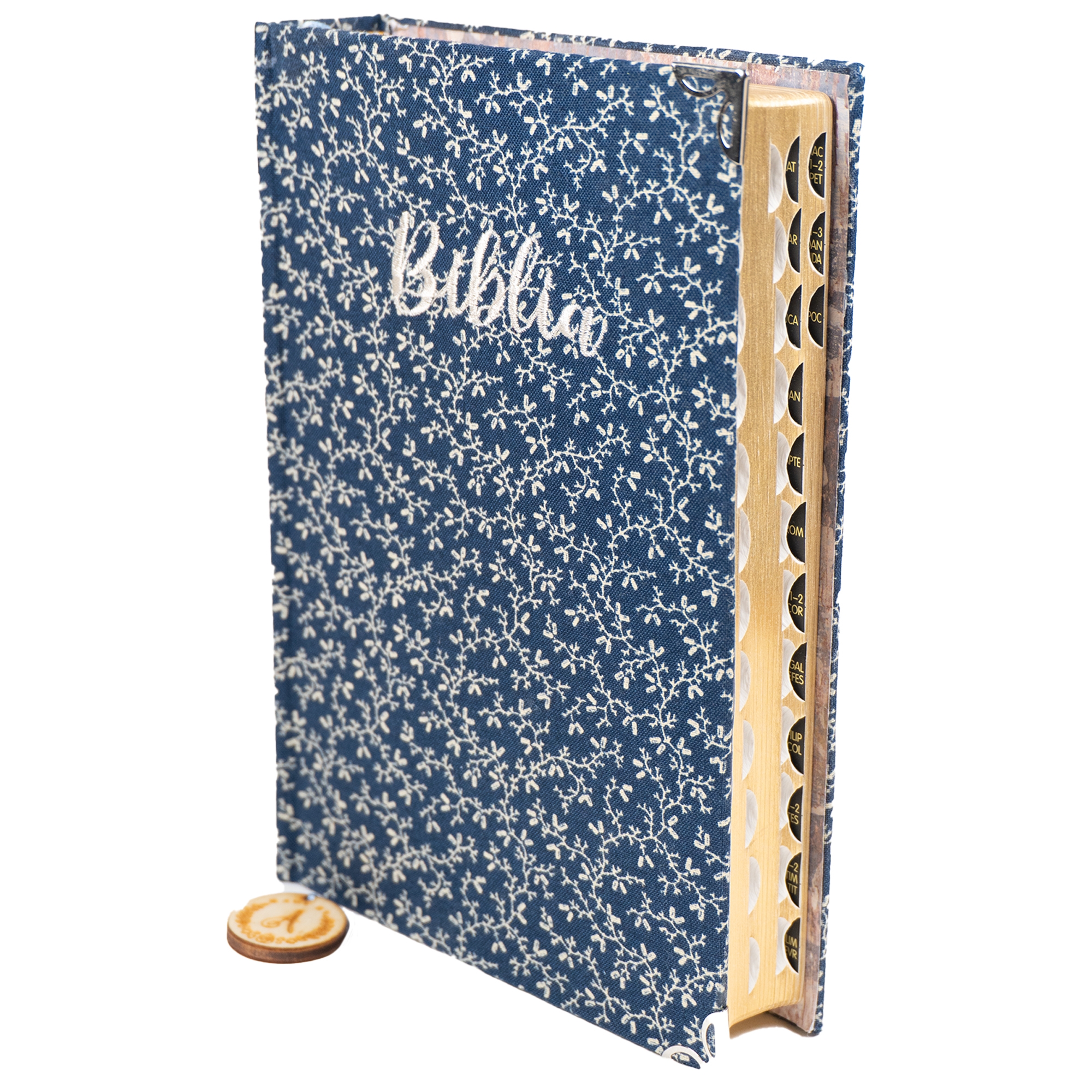 Biblia handmade, model 118, marime medie, coperta tare textila, margini aurii, index, cuv. lui Isus cu rosu [SI 057 HM]