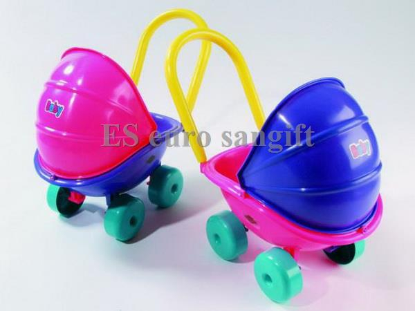 Jucarii din plastic - Carucior de copil Jucarii din plastic - Carucior de copil