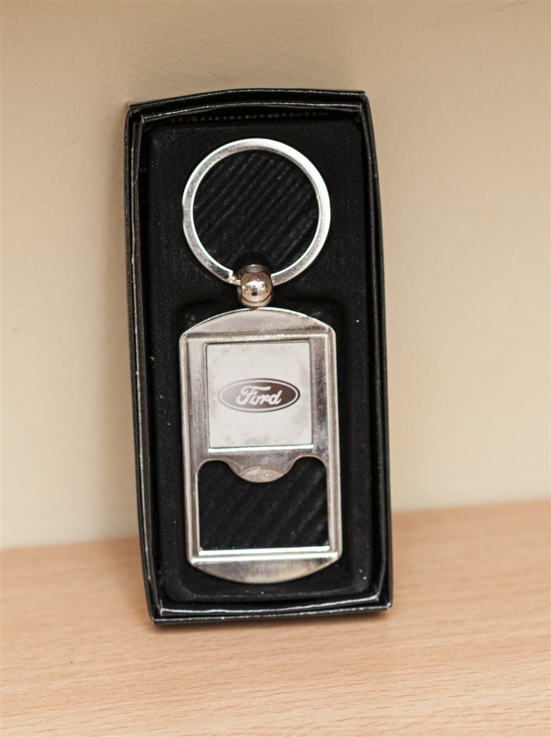 Breloc din metal - emblema auto - Ford