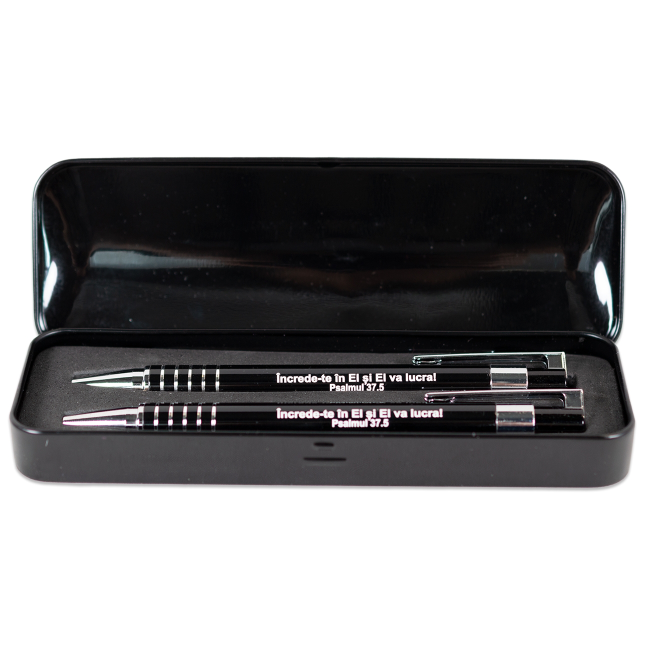 Set pix si creion in cutie metalica - "Increde-te in El si El va lucra!" Set pix si creion in cutie metalica - "Increde-te in El si El va lucra!"