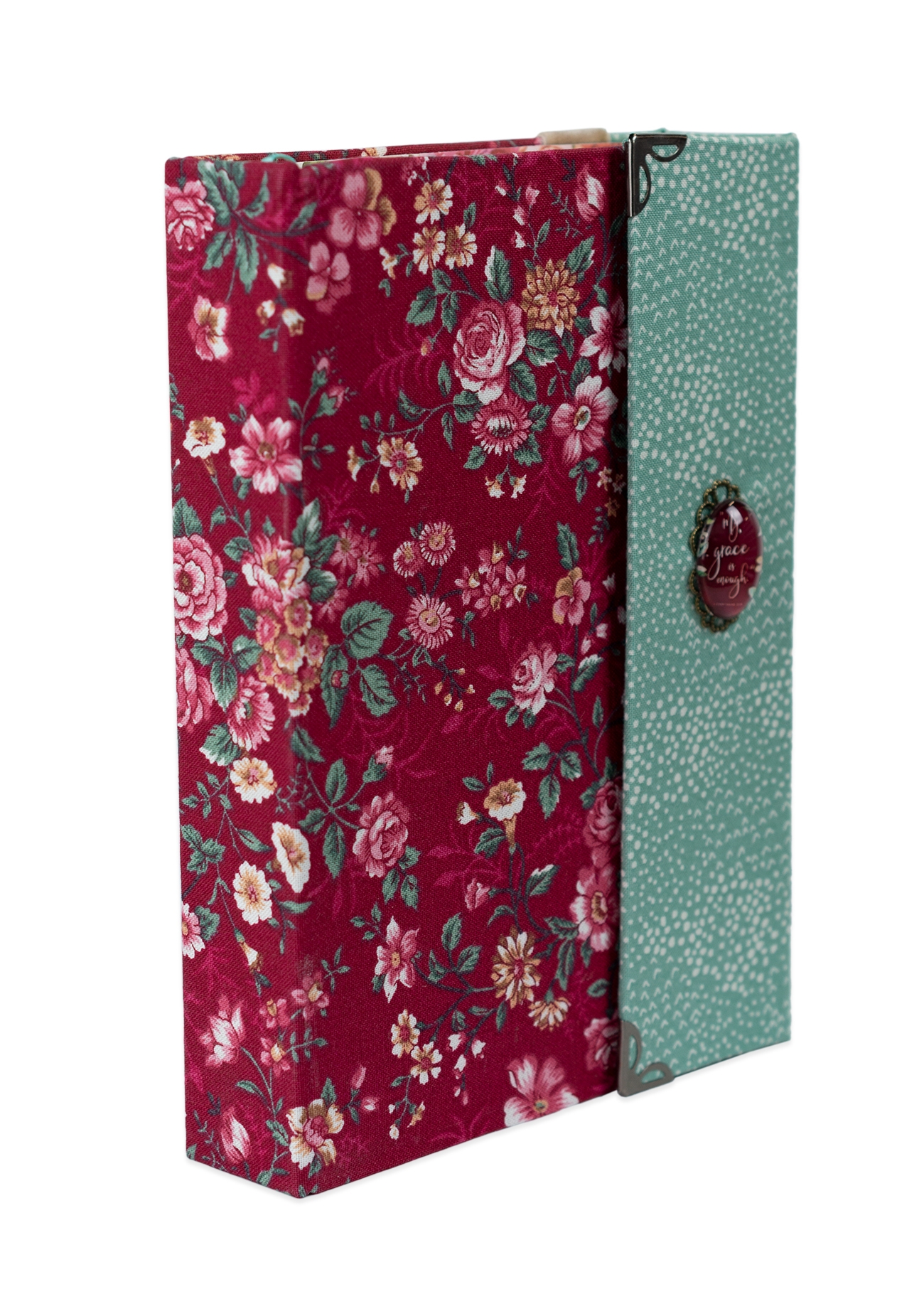 Biblia handmade, model 86, marime medie, inchidere cu clapeta, coperta tare textila, margini aurii, index, cuv. lui Isus cu rosu [SI 057 HM]