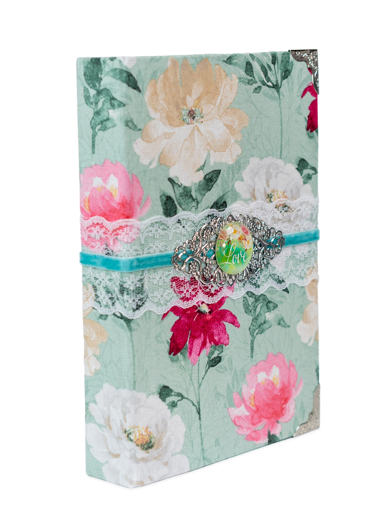 Biblia handmade, model 95, marime medie, coperta tare textila, margini aurii, index, cuv. lui Isus cu rosu [SI 057 HM]