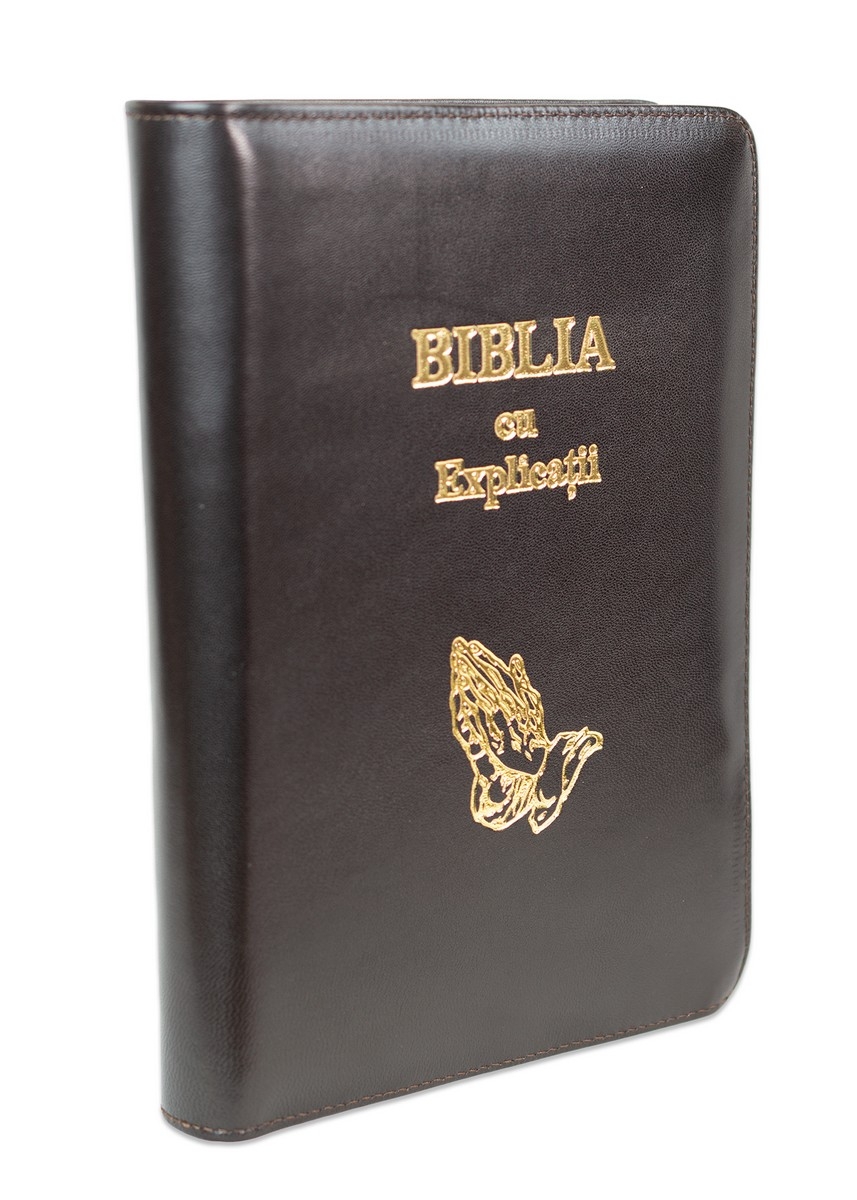 Biblia cu explicatii + concordanta biblica, piele naturala, maro inchis, fermoar, index, aurita, cuv. lui Isus cu rosu, simbol maini [CO 77 PFI]