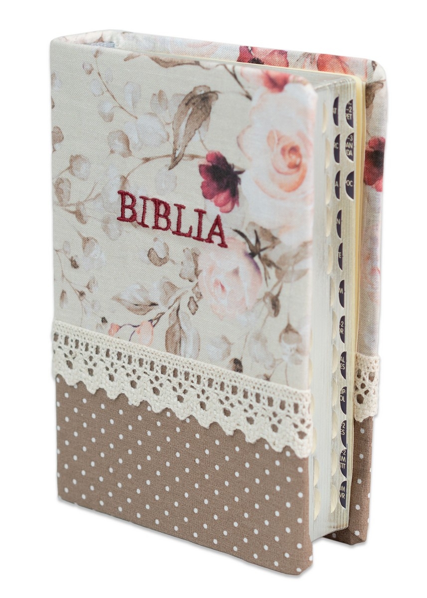 Biblia handmade, marime mica, coperta textila, margini argintii, index, cuv. lui Isus cu rosu, model 4 [SI 047 HM]