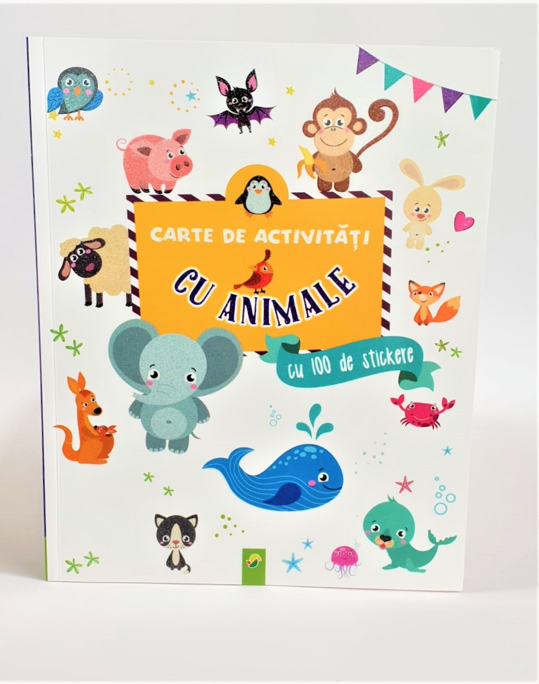 Carte de activitati cu animale, cu 100 de stickere - Carte cu activitati pentru copii (4+) Carte de activitati cu animale, cu 100 de stickere - Carte cu activitati pentru copii (4+)