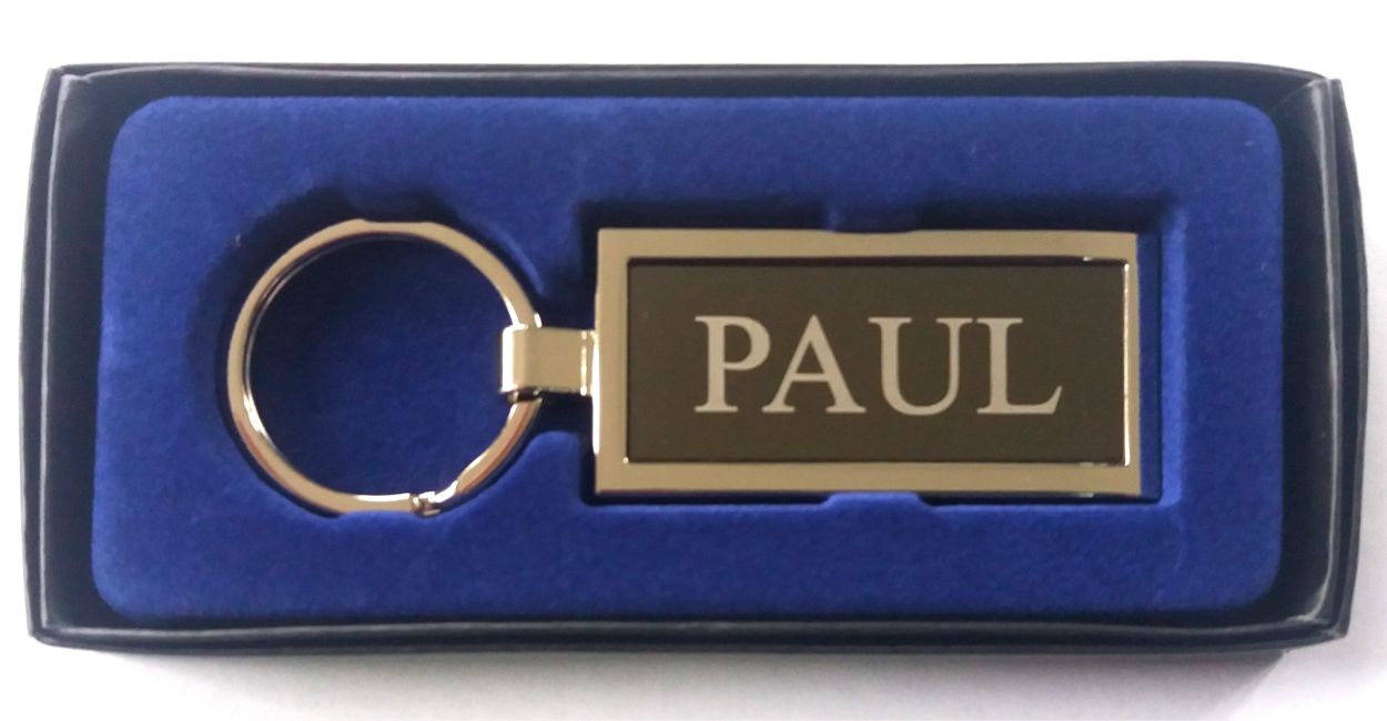 Breloc gravat barbatesc - Paul ( 8 cm x 2.5 cm ) Breloc gravat barbatesc - Paul ( 8 cm x 2.5 cm )