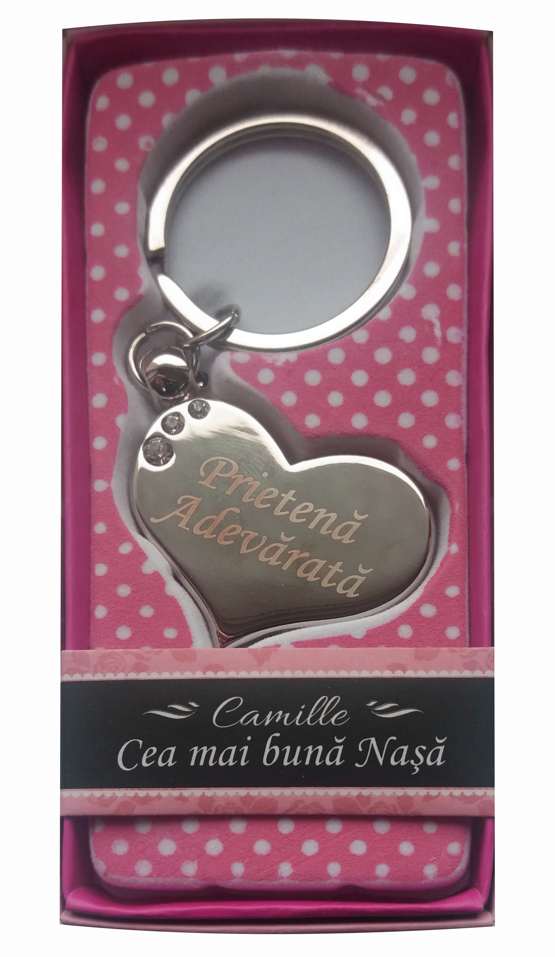 Breloc gravat inima  - Prietena adevarata  ( 7 cm x 3.80 cm  ) Breloc gravat inima  - Prietena adevarata  ( 7 cm x 3.80 cm  )