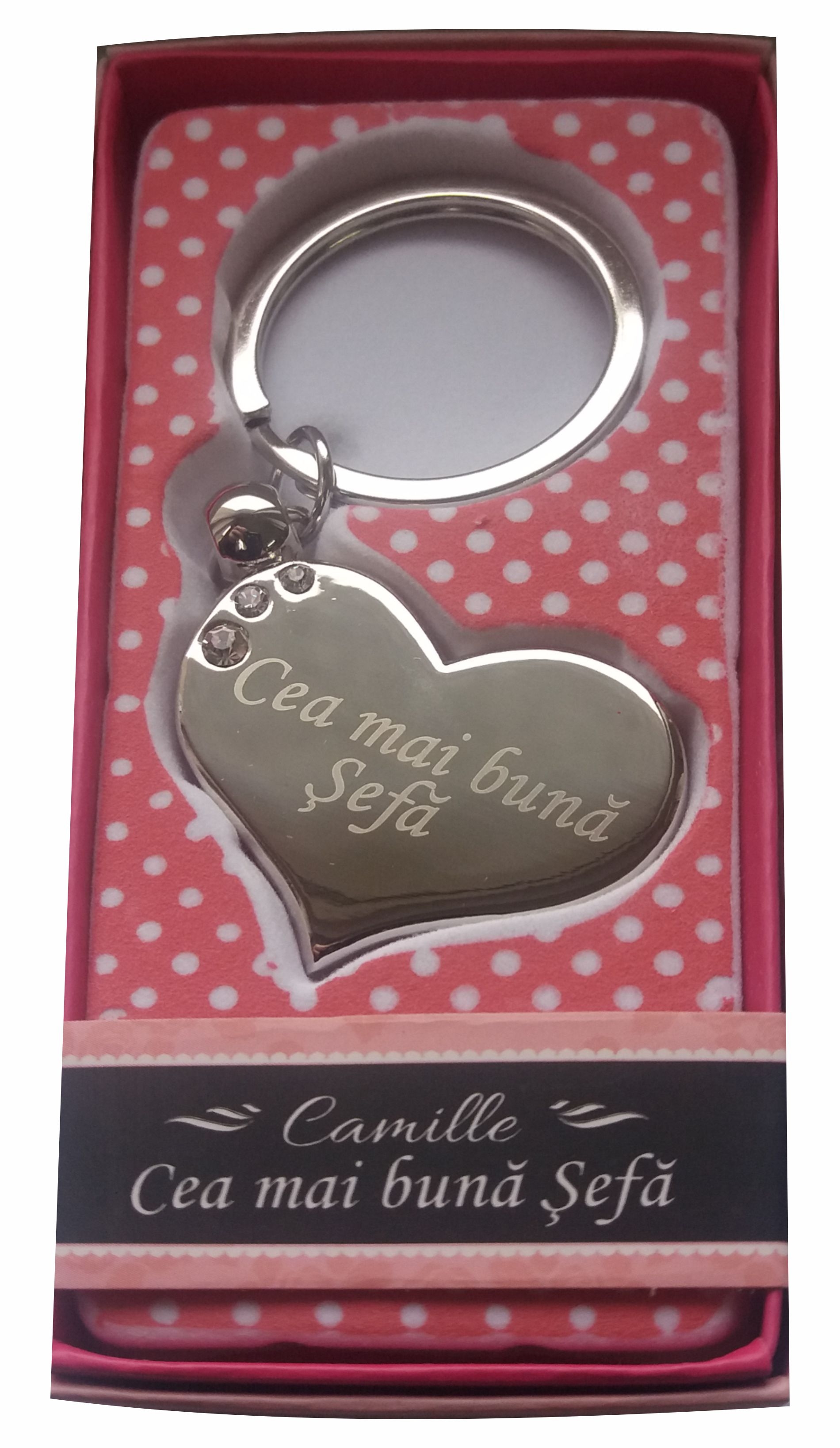 Breloc gravat inima  - Cea mai buna sefa  ( 7 cm x 3.80 cm  ) Breloc gravat inima  - Cea mai buna sefa  ( 7 cm x 3.80 cm  )