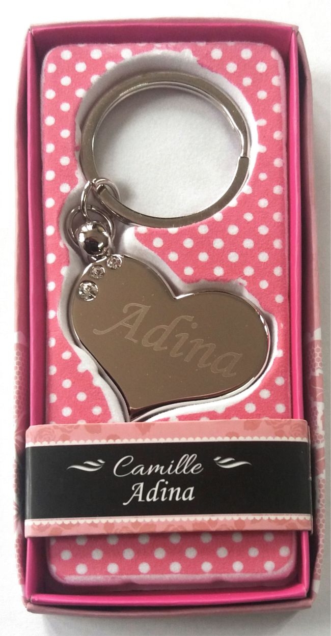 Breloc gravat inima  - Adina ( 7 cm x 3.80 cm  ) Breloc gravat inima  - Adina ( 7 cm x 3.80 cm  )