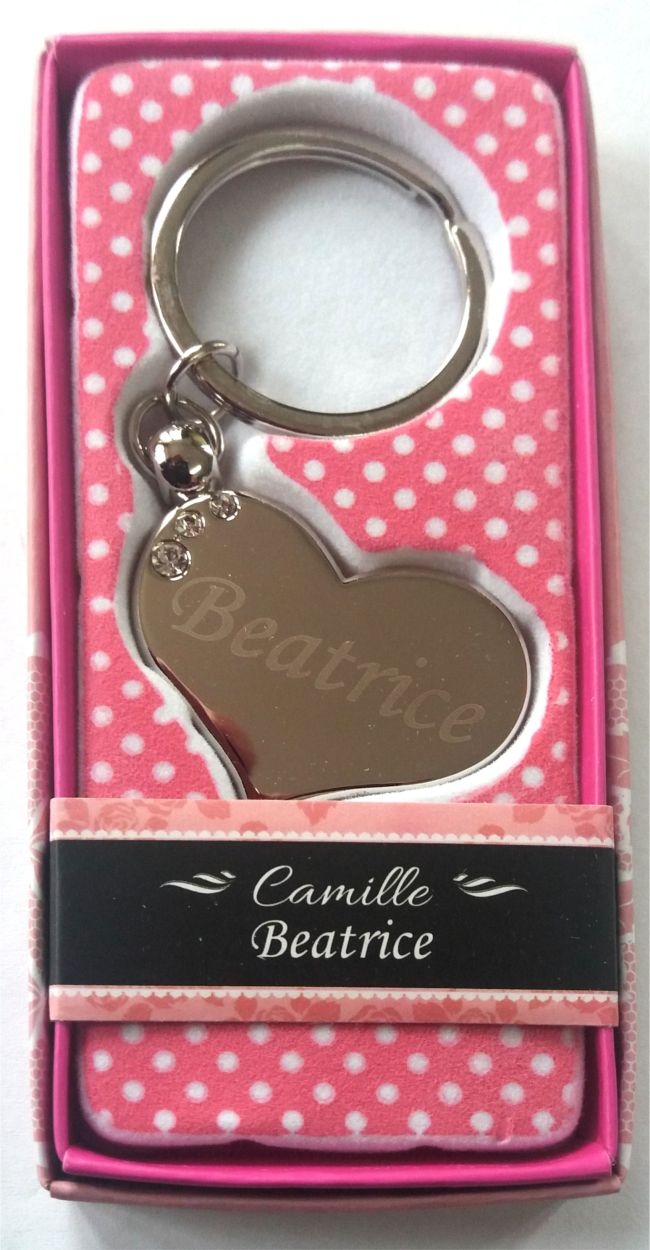 Breloc gravat inima  - Beatrice 7 cm x 3.80 cm  ) Breloc gravat inima  - Beatrice 7 cm x 3.80 cm  )