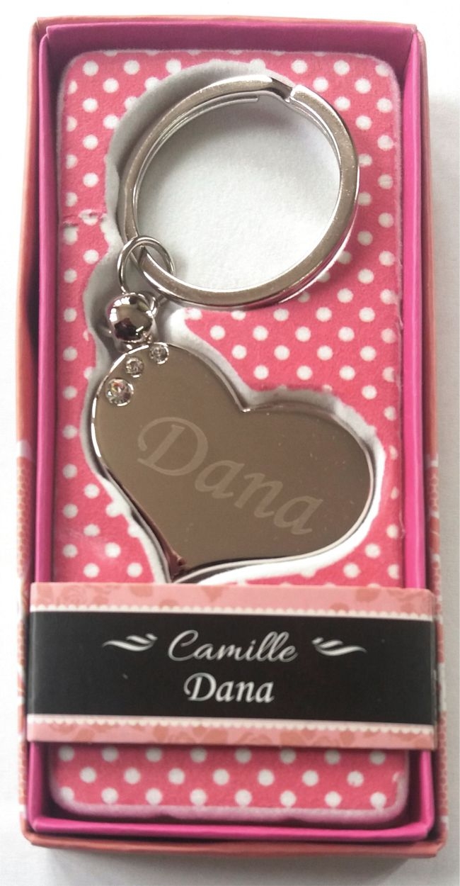 Breloc gravat inima  - Dana ( 7 cm x 3.80 cm  ) Breloc gravat inima  - Dana ( 7 cm x 3.80 cm  )