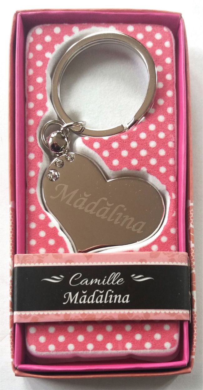 Breloc gravat inima  - Madalina ( 7 cm x 3.80 cm  ) Breloc gravat inima  - Madalina ( 7 cm x 3.80 cm  )