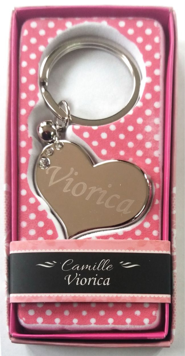 Breloc gravat inima  - Viorica  (7 cm x 3.80 cm  ) Breloc gravat inima  - Viorica  (7 cm x 3.80 cm  )