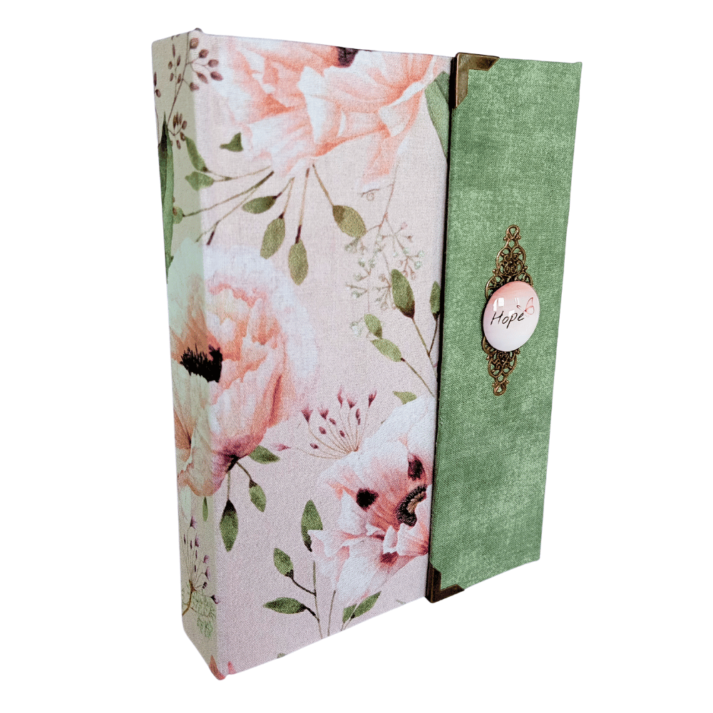 Biblia handmade, model 3, marime medie, inchidere cu clapeta, coperta tare textila, margini aurii, index, cuv. lui Isus cu rosu [SI 057 HM]