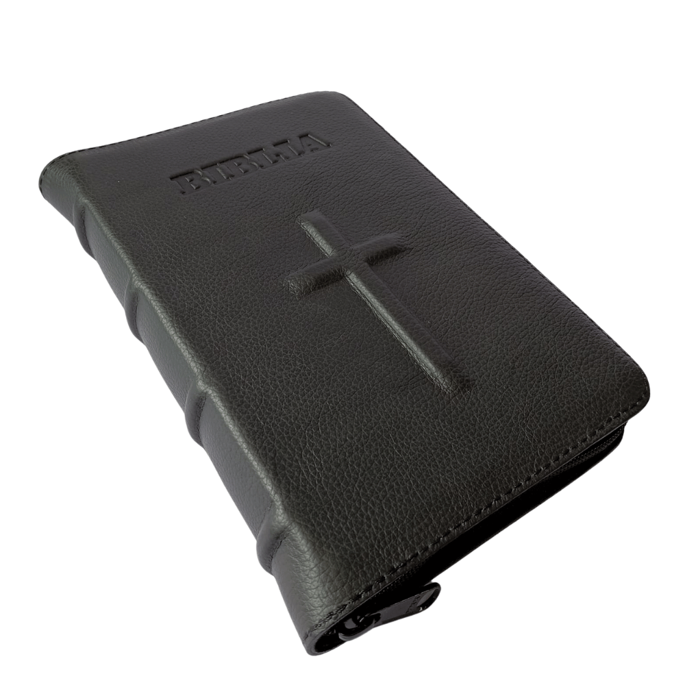 Biblie din piele handmade, marime medie, neagra, simbol cruce, fermoar, index, margini aurii, cuv. lui Isus cu rosu [057]