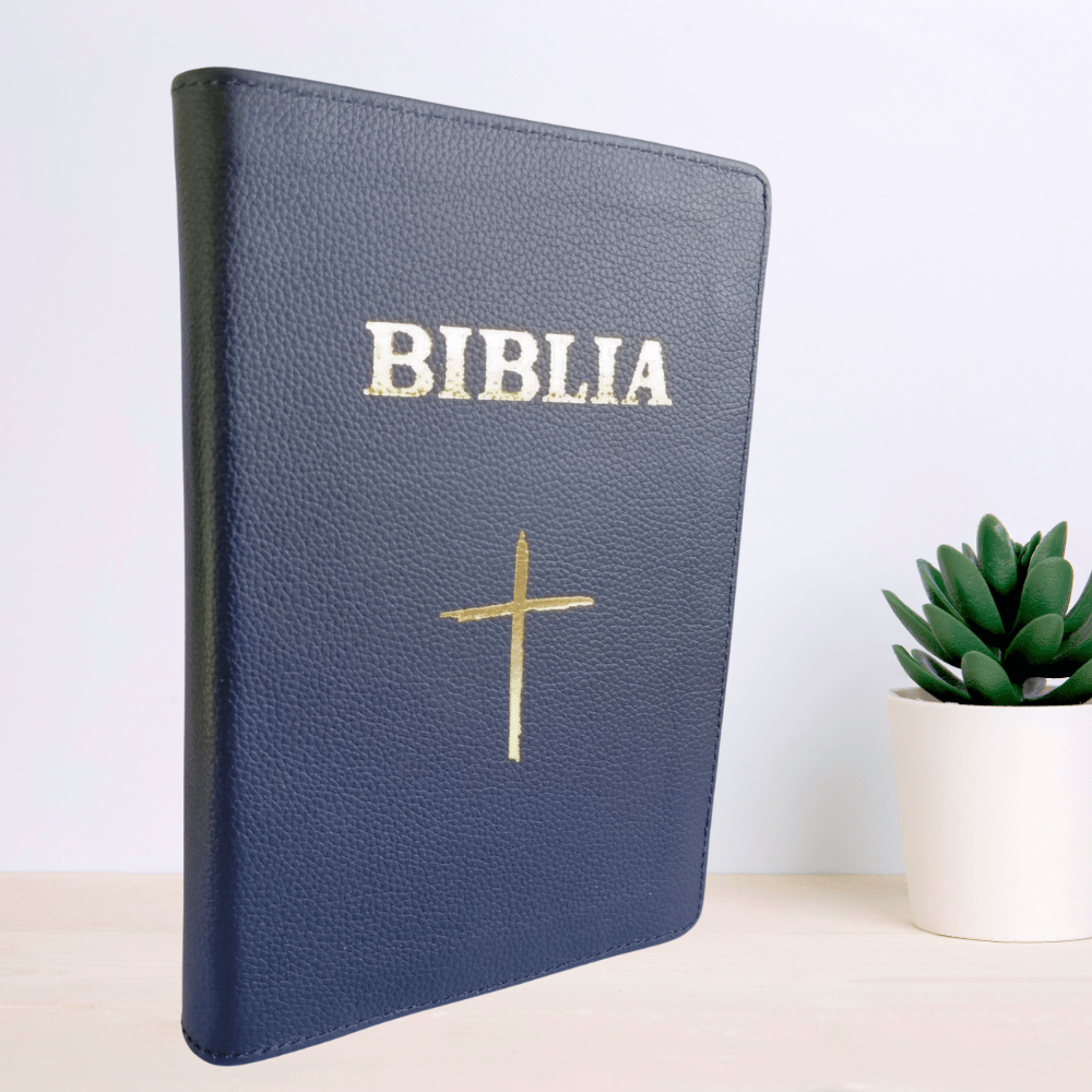 Biblie mare, piele, culoare neagră, fermoar, index, margini argintii, simbol cruce, cuv. Isus cu rosu [SI 073 PFI]