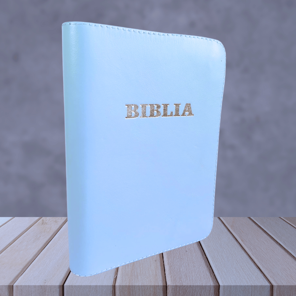 Biblie din piele, marime medie, culoare albastru deschis, fermoar, index, margini aurii, cuv. lui Isus cu rosu [SB 057 PFI]