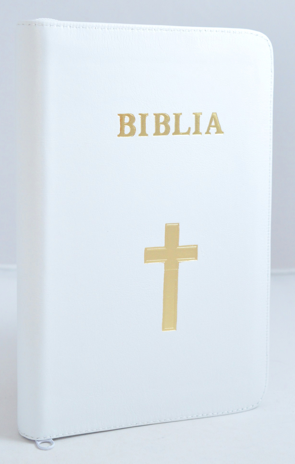 Biblia Ortodoxa, marime mica, coperta piele, alba, fermoar, margini aurite (cu aprobarea Sf. Sinod) Biblia Ortodoxa, marime mica, coperta piele, alba, fermoar, margini aurite (cu aprobarea Sf. Sinod)