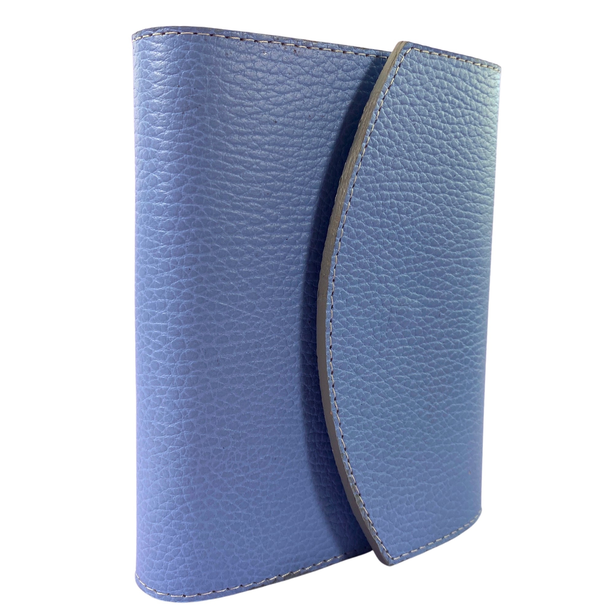 Biblia mica, piele autentica handmade, cu clapeta si capsa, bleu ciel, index, margini aurii, cuv. lui Isus cu rosu [047 CC]