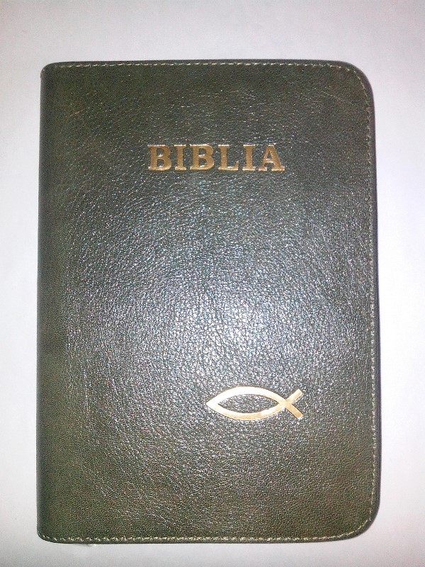Biblia din piele, marime medie, kaki, fermoar, cu peste [052]
