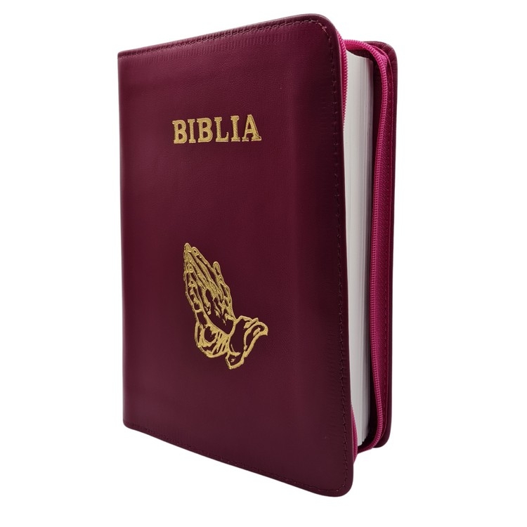 Biblie din piele, marime medie, culoare, roz magenta închis, fermoar, margini albe, simbol maini in rugaciune, cuv. lui Isus cu rosu [053]