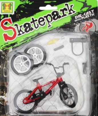 Skatepark - BMX Die Cast - Jucarii pentru copii (3+) Skatepark - BMX Die Cast - Jucarii pentru copii (3+)