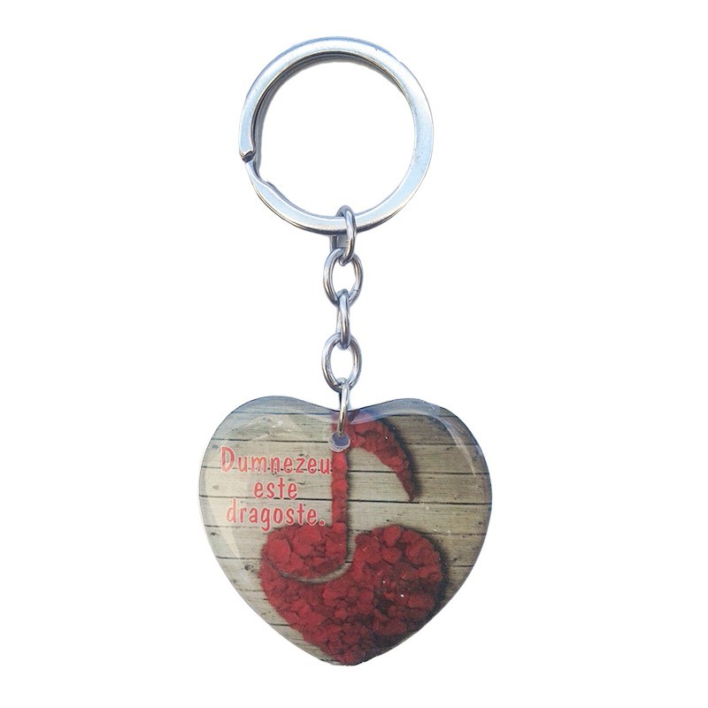 Breloc inima metal si plastic - Dumnezeu este dragoste. Breloc inima metal si plastic - Dumnezeu este dragoste.