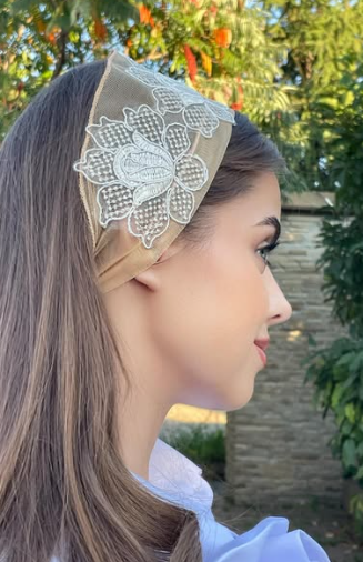 Bentițe cu accesorii cusute manual - bej inchis Bentițe cu accesorii cusute manual - bej inchis