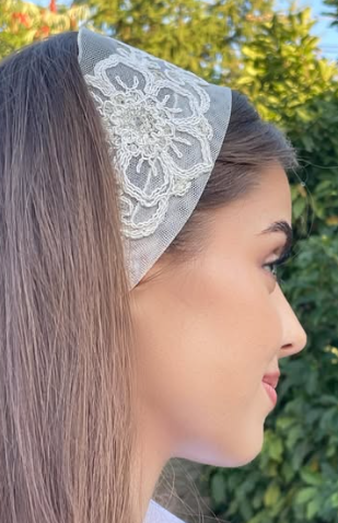 Bentițe cu accesorii cusute manual - crem Bentițe cu accesorii cusute manual - crem