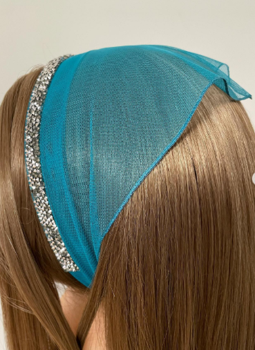 Batic din tul - turcoaz cu pietre gri Batic din tul - turcoaz cu pietre gri