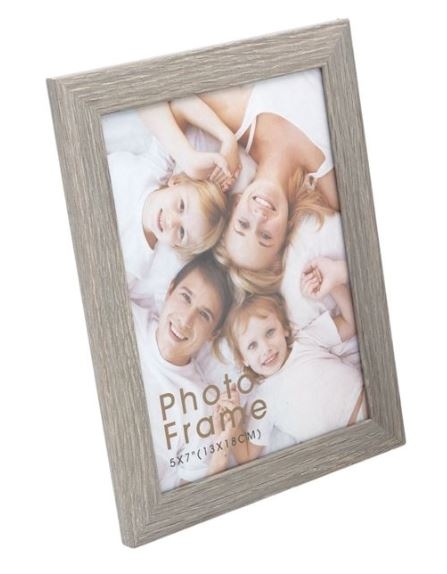 Rama foto din lemn gri - 1 poza de 13x18cm Rama foto din lemn gri - 1 poza de 13x18cm