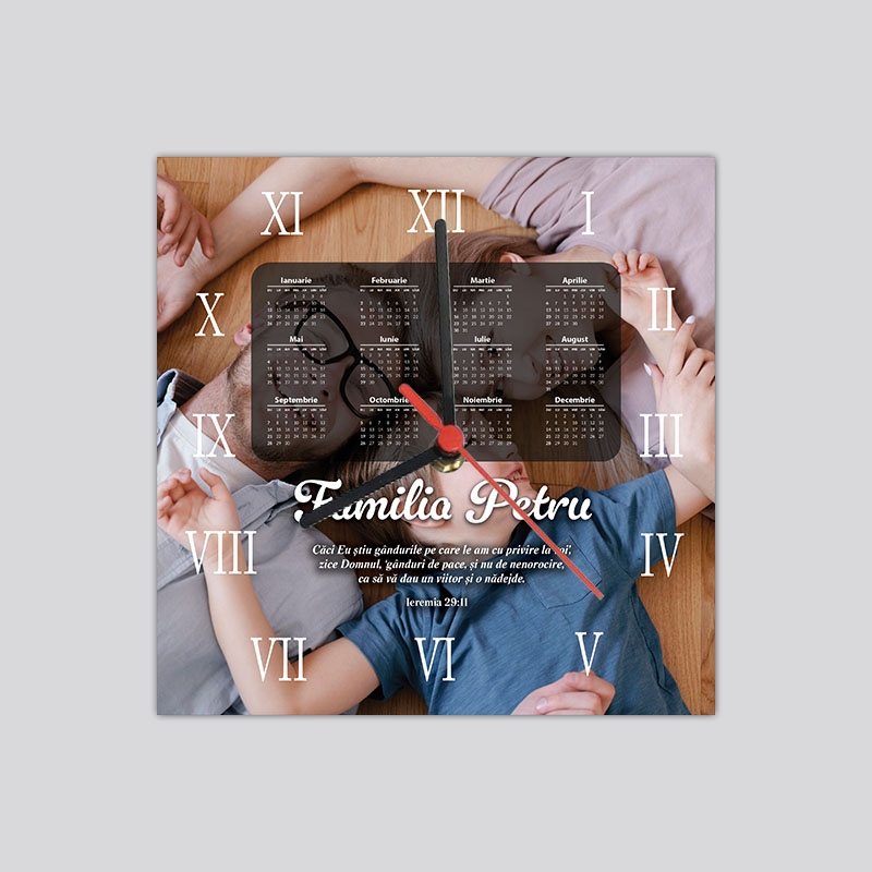 Ceas personalizat cu verset biblic, poză și numele de familie - Calendar