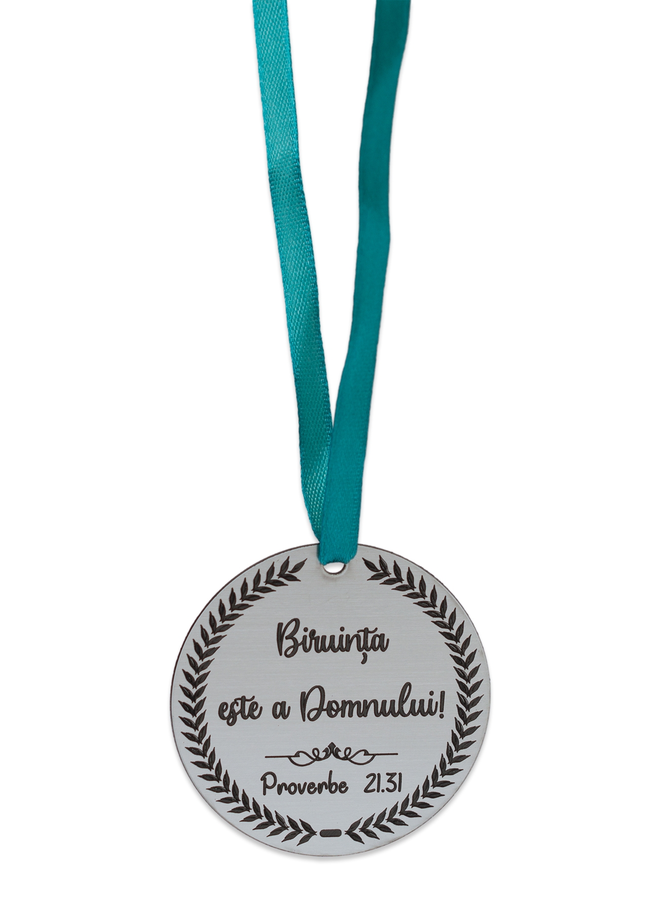 Medalie ABS gravata, argintie, cu mesaj crestin, panglica turcoaz - Biruinta este a Domnului Medalie ABS gravata, argintie, cu mesaj crestin, panglica turcoaz - Biruinta este a Domnului