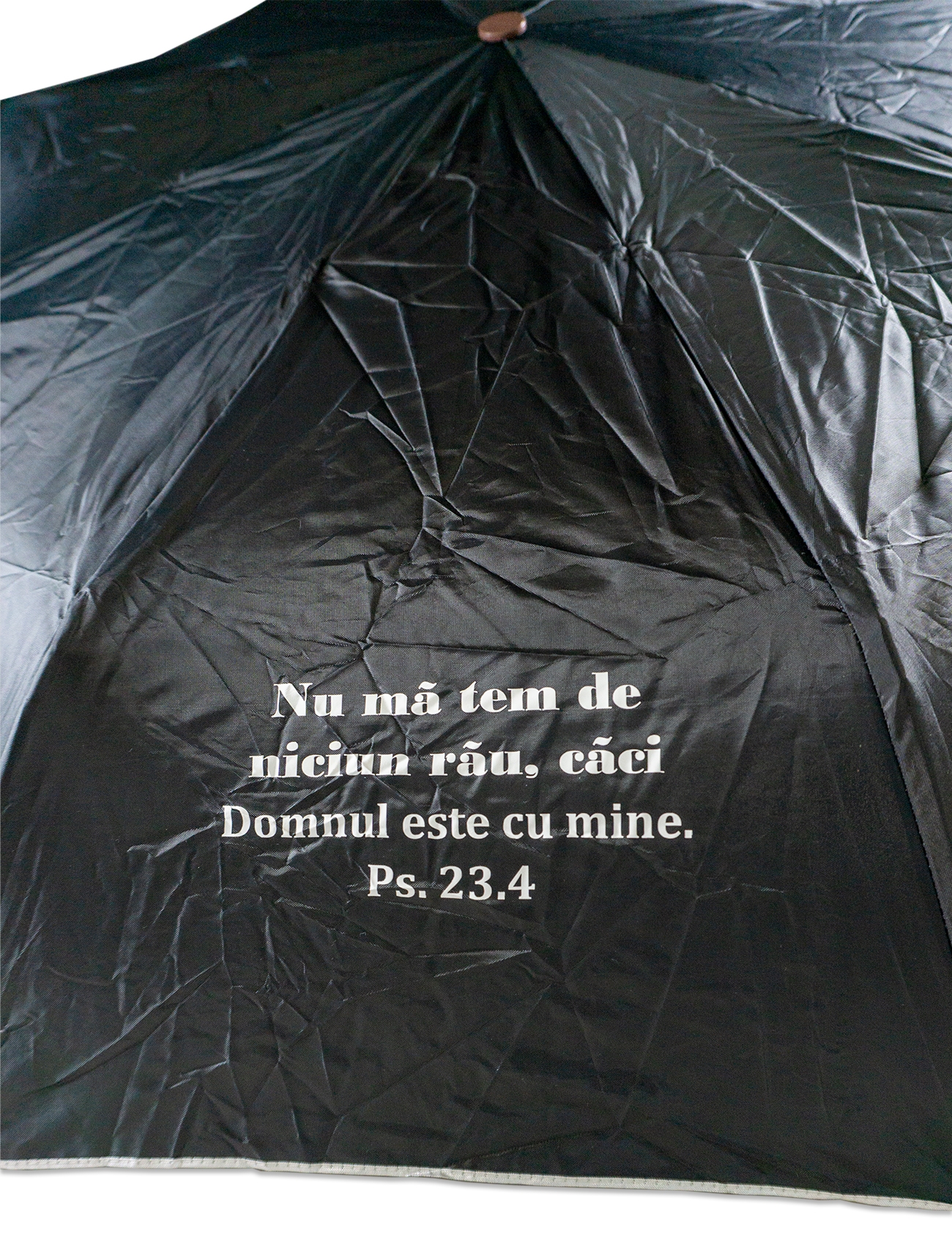 Umbrela adulti pliabila - Nu mă tem de niciun rău (negru) Umbrela adulti pliabila - Nu mă tem de niciun rău (negru)