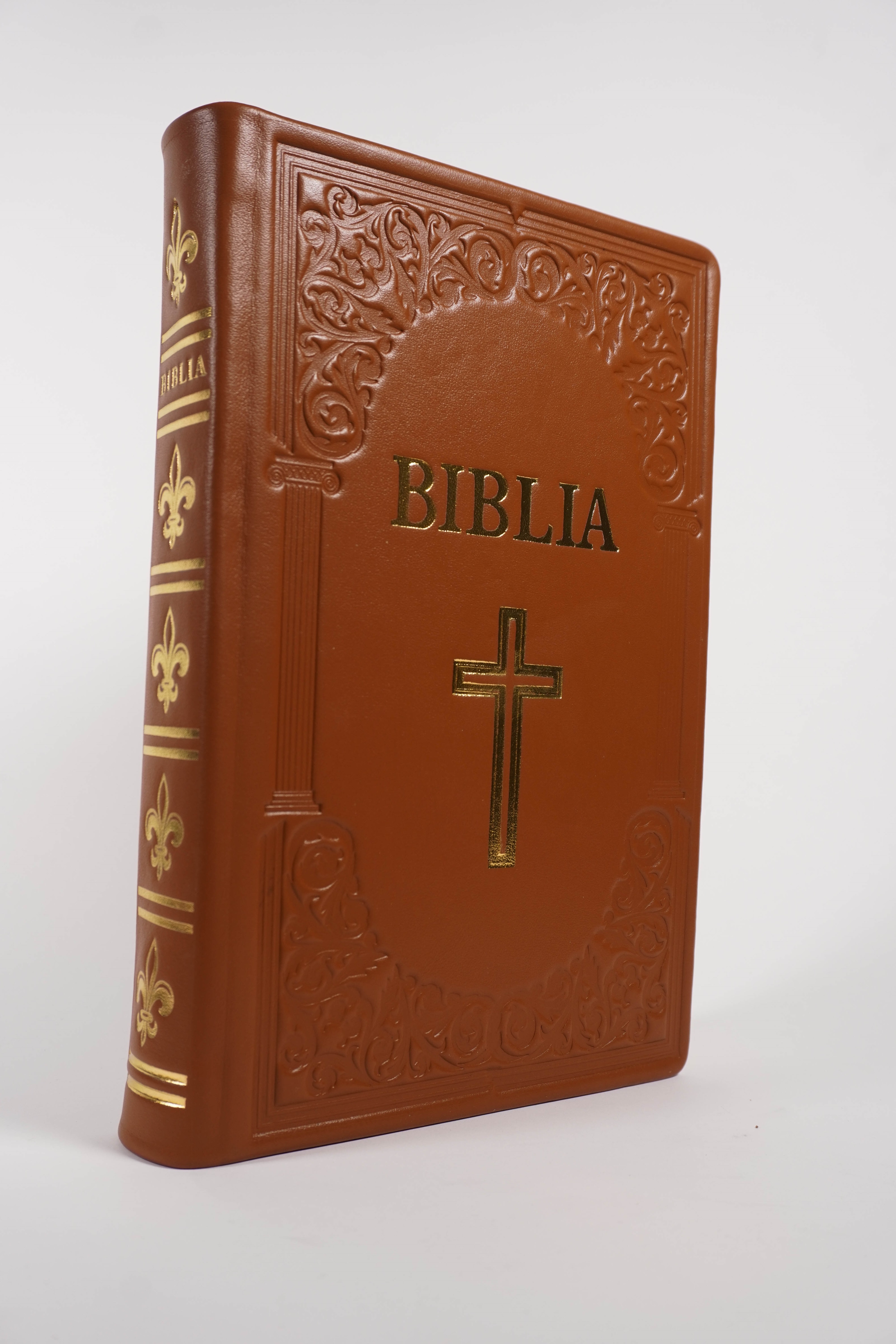 Biblie mare, piele, handmade, maro, simbol cruce,  index, margini aurii,  cuv. Isus cu rosu [SI 076 HM]