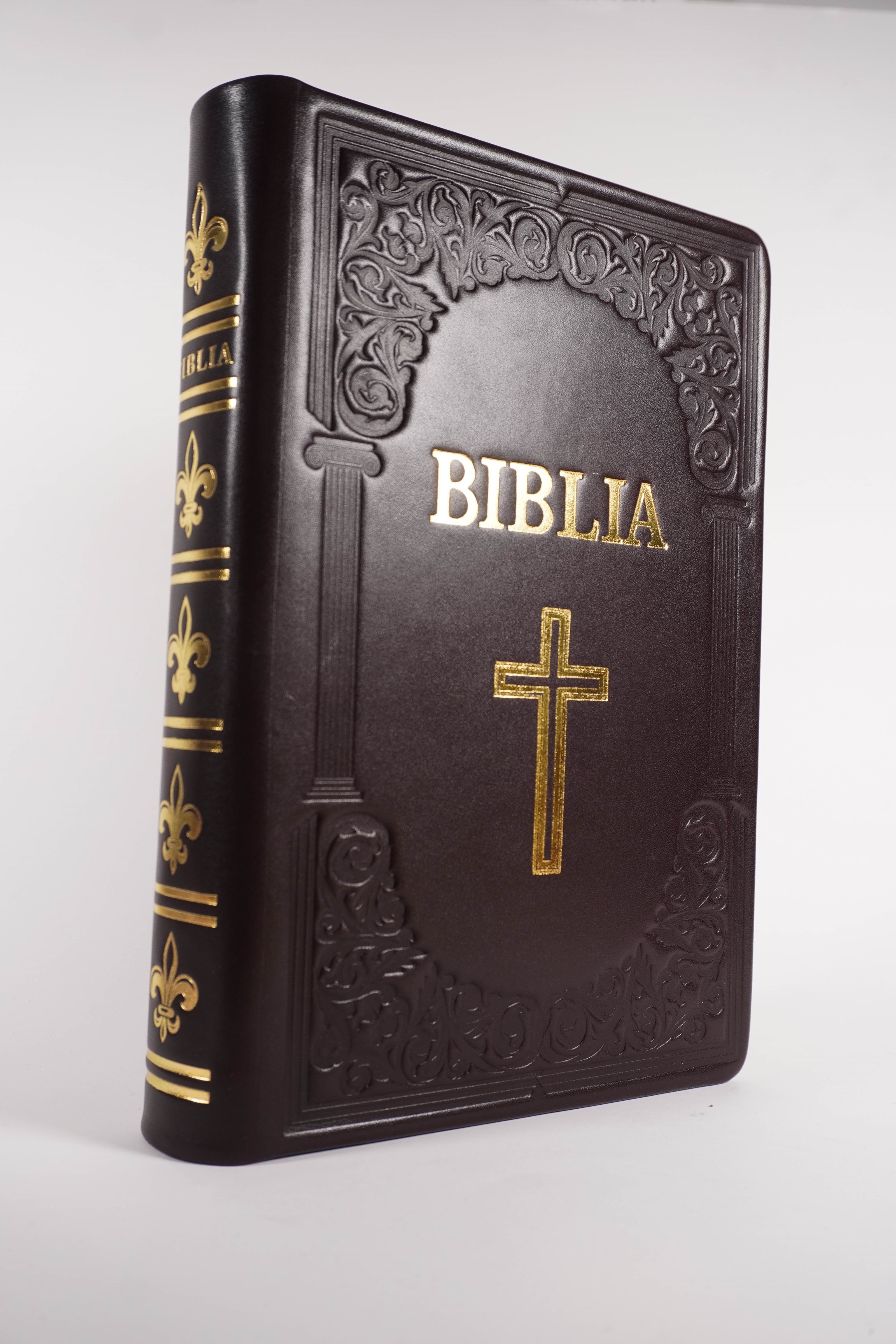 Biblie mare, piele, handmade, bordo închis, simbol cruce,  index, margini aurii,  cuv. Isus cu rosu [SI 076 HM]